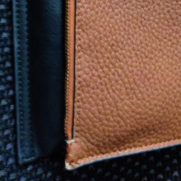 Convertible crossbody - Picture 4 of 5